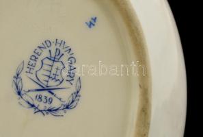 Herendi porcelán kézzel festett tálka. 10x7,5 cm