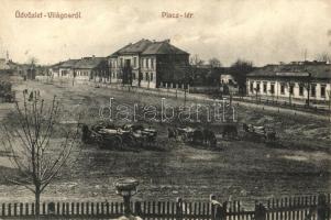 Világos, Siria; Piac tér, Kir. járásbíróság, szekerek. Wéber János kiadása, Ruhm Ödön felvétele / marketplace, district court, carriages (EK)