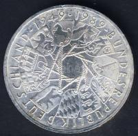 NSZK 1989. 10M Ag "40 éves az NSZK" T:BU