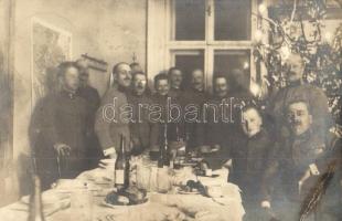 1915 Osztrák-magyar tisztek már december 23-án megünnepelték a karácsonyt / WWI Austro-Hungarian K.u.K. military officers celebrating Christmas already on December 23. photo + tábori pecsétek (EK)