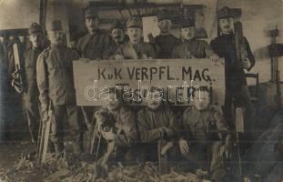 1916 K.u.K. Verpfl. Mag. Tischlerei / Osztrák-magyar katonák asztalos különítménye kutyával és szerszámokkal / WWI Austro-Hungarian military carpenters group photo with dog and tools. photo + K.u.K. Militär-Verpflegs-Magazin in Krakau (EB)