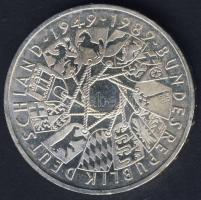 NSZK 1989. 10M Ag "40 éves az NSZK" T:BU