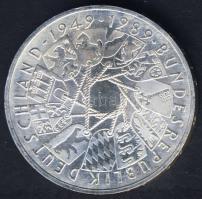 NSZK 1989. 10M Ag "40 éves az NSZK" T:BU