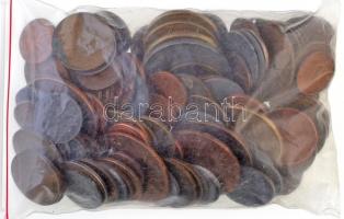 Vegyes külföldi fémpénz tétel, nagyrészt európai érmék T:vegyes Mixed foreign coin lot, mainly European coins C:mixed