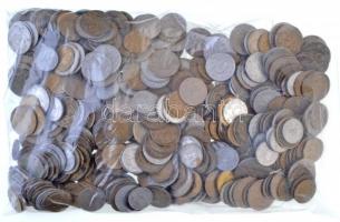 Csehszlovákia vegyes fémpénz tétel 1,7kg-os súlyban T:vegyes Czechoslovakia mixed coin lot in 1,7kg net weight C:mixed