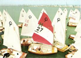 19 db MODERN balatoni hajó motívumos képeslap / 19 modern Hungarian motive postcards, ships from Lak...