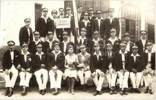 1932 Selyp (Lőrinci), Cukorgyári dolgozók csoportképe. photo