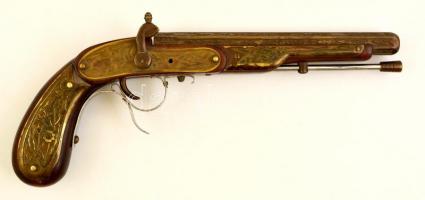 Antik pisztoly igényes replikája. Bronz veretekkel, Hiányos. 42 cm