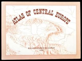 Rónai András: Atlas of Central Europe. Bp., 1993, Society of St. Steven - Püski Publishing House. Kiadói kartonált kötés, papír védőborítóval, jó állapotban.