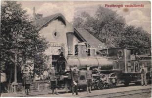 Felsőborgó, Borgó, Susenii Bargaului; Vasútállomás, gőzmozdony, vasutasok. Kiadja Sajovics Izidor 5. sz. 1918. / railway station, locomotive, railwaymen (EK)