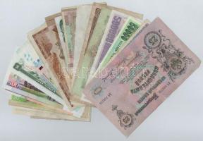 22db-os vegyes bankjegy tétel, közte Törökország, Bahamák, Hongkong, Kambodzsa, Venezuela, Eritrea, ...