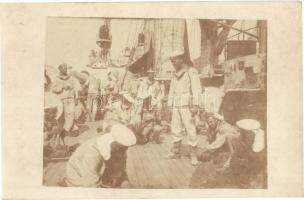 Osztrák-Magyar Haditengerészet matrózai egy csatahajó fedélzetén / K.u.K. Kriegsmarine / WWI Austro-Hungarian Navy mariners on a batthleships's board. photo