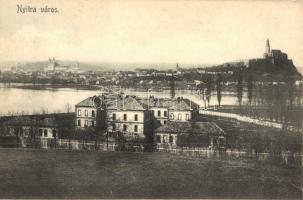 1911 Nyitra, Nitra; látkép, püspöki vár. Kiadja Huszár István / general view with bishop's castle