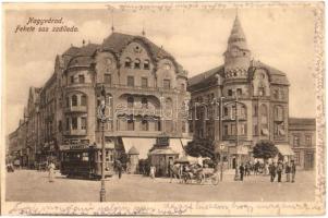 Nagyvárad, Oradea; Fekete Sas szálloda, Vigadó mozgó (mozi), Moskovits Cipőgyár, üzletek, villamos Ladányi puskaműves reklámjával / hotel, cinema, shoe store, shops, tram with gunsmiths advertisement