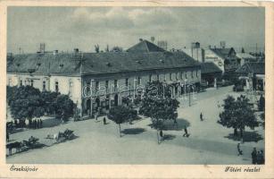 Érsekújvár, Nové Zámky; Fő tér, piac, Hartenstein bútor üzlete / main square, market vendors, furniture shop (b)