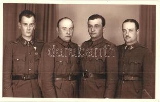Magyar honvéd tisztek csoportképe / WWII Hungarian Royal Army officers group photo