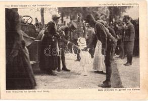 12 db régi motívumlap IV. Károlyról és Zitáról / 12 pre-1945 motive cards of Charles I of Austria an...