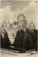 33 db főleg modern magyar városképes lap, közte néhány motívumlap / 33 mainly modern Hungarian town-...