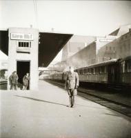 cca 1942 Thöresz Dezső (1902-1963) békéscsabai gyógyszerész és fotóművész szolgálatot teljesített eg...