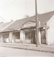 1963 Budapest, X. ker., kőbányai városképek, utcafotók, épületfelvételek, 21 db szabadon felhasználh...