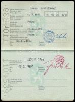 1984 Csehszlovák útlevél számos bejegyzéssel, NSZK-s tartózkodási engedéllyel