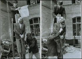 1945 Budapest, háborús bűnös nyilvános kivégzése, 7 db vintage negatívról készült mai nagyítás, 25x1...