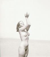 cca 1985 Pákozd és Agárd, 8 db vintage negatív + 3 db vintage fotó (a papírképek és a negatívok közö...