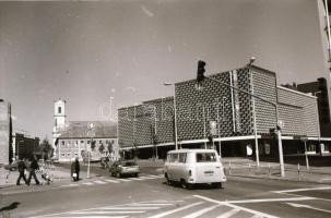 cca 1968 Kecskeméti városképek, utcaképek, épületfotók (Móricz Zs., Villám, Kada, Gáspár utca), 51 d...