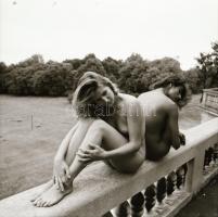 Előtte is, utána is, cca 1969 és 1976 között készült, szolidan erotikus felvételek vegyes válogatása...