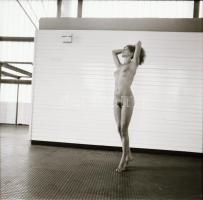 Előtte is, utána is, cca 1969 és 1976 között készült, szolidan erotikus felvételek vegyes válogatása...