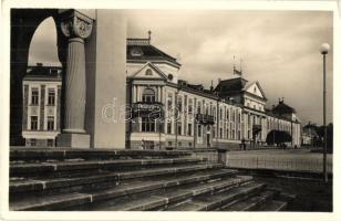 Csíkszereda, Miercurea Ciuc; Megyeháza / county hall (EK)