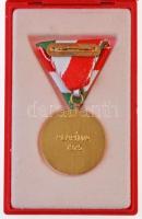 1975. "Pedagógus Szolgálati Emlékérem" arany fokozat, aranyozott Br kitüntetés mellszalago...