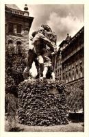 Budapest V. Szabadság tér, Trianon szoborcsoport, irredenta - 4 db régi lap Észak, Dél, Kelet, Nyuga...