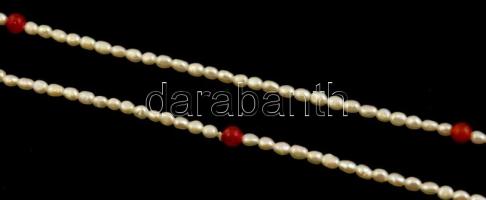 Tenyésztett gyöngy nyaklánc, apró kövekkel, h: 98 cm