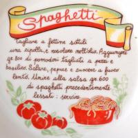 ISG spaghetti tál és tányérok ( 5db), levonóképes, jelzett, hibátlan, d:21 cm (5×), 32 cm