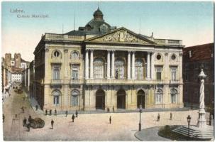 43 db főleg régi portugál és madeirai városképes lap / 43 mainly pre-1945 town-view postcards from P...