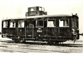 26 db MODERN külföldi vasúti motívumlap, 2 db képeslap füzetben / 26 modern railway motive postcards...