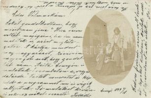 68 db régi magyar és külföldi (főleg cseh és olasz) városképes lap; vegyes minőség / 68 pre-1945 Hun...