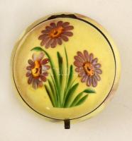 Virágmintás porcelán tégely, kézzel festett, jelzett, kis kopásokkal, d: 8 cm