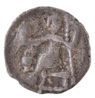 Kelták / Duna régió Kr. e. ~II-I. század Ag Drachma, III. Alexandrosz pénzeit imitálja (2,31g) T:2-,...
