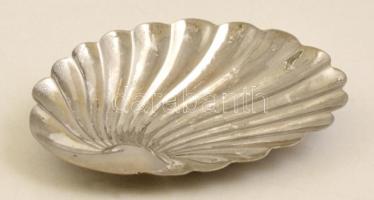 Ezüst(Ag) kagylótálka, jelzett, 9×6,8 cm, nettó: 20 g