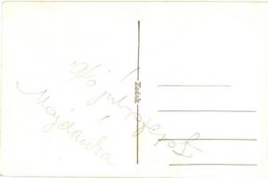 1940 Majdánka, Majdan; katonák és helybeliek kürttel / Hungarian soldiers and locals with horn. phot...