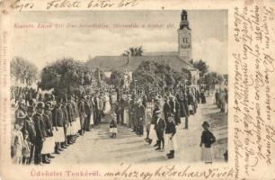 1903 Tenke, Tinca; Kossuth Lajos 100 éves évfordulója, felvonulás a szobor elé. Lévy Dávid kiadása / 100th anniversary of Lajos Kossuth, celebration (szakadás / tear)