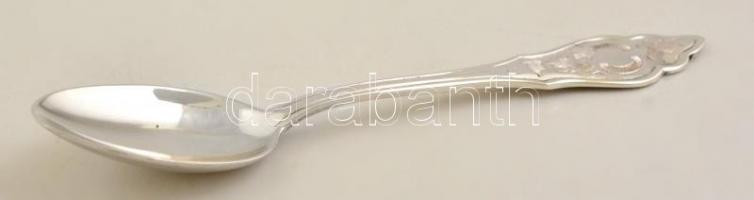 Ezüst(Ag) teás kanál, 6 db, jelzett, h: 12,5 cm, nettó: 107,8 g