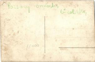 Pozsony, Pressburg, Bratislava; Önkéntes tűzoltók és tűzoltó kocsik az egylet őrtanyáján / volunteer...