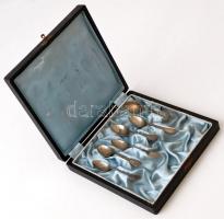 Ezüst (Ag.) mokkás kanál készlet (6 db), jelzett, dobozban, h: 10,5 cm (6×), nettó:76 g