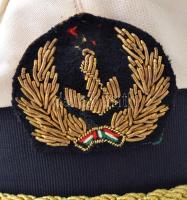 Tengerész sapka, jó állapotban