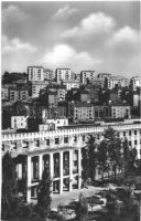 Salgótarján - 8 db modern városképes lap: Magyar Nemzeti Bank, Megyei Tanácsház, automobil, Pécskő ü...