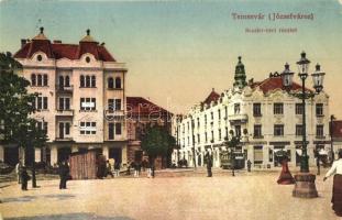 Temesvár, Timisoara; Scudier tér, villamos, üzletek / square, tram, shops