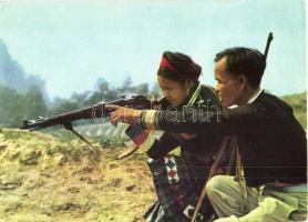 9 db MODERN kínai, észak-koreai, vörös khmer propaganda képeslap / 9 modern Chinese, North-Korean, K...